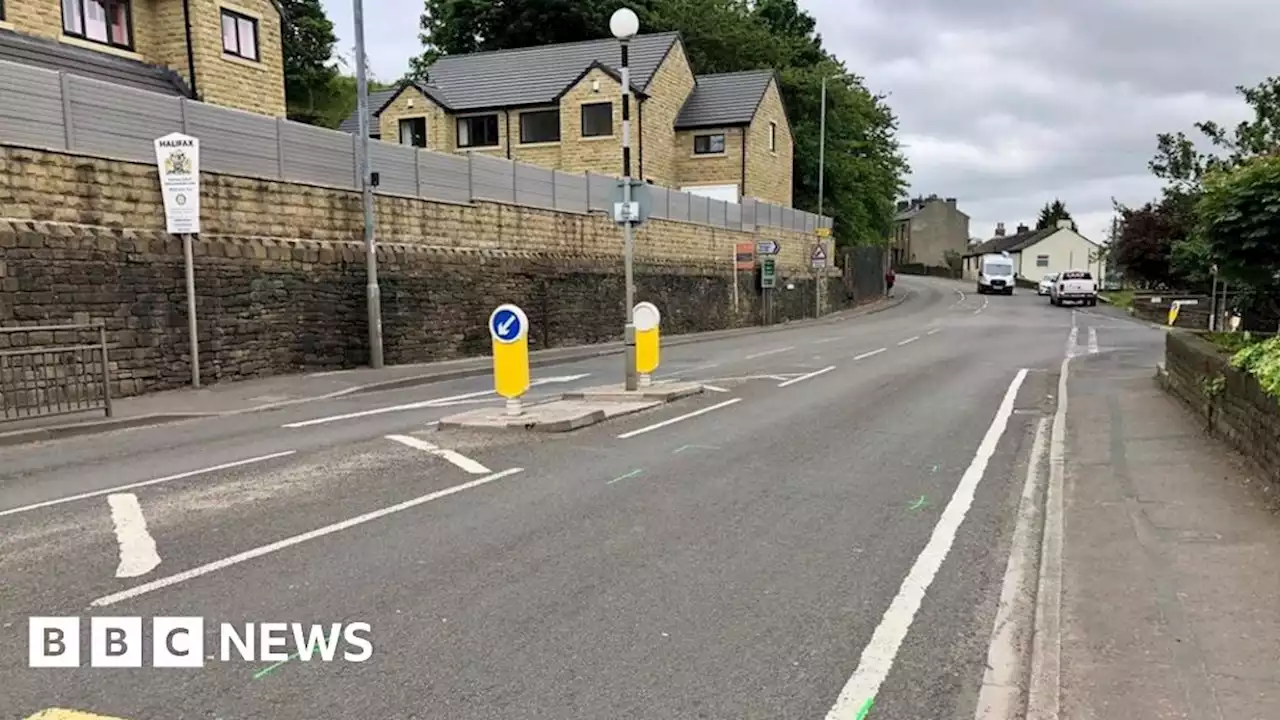 Sowerby Bridge: Bus driver cleared over pedestrian death