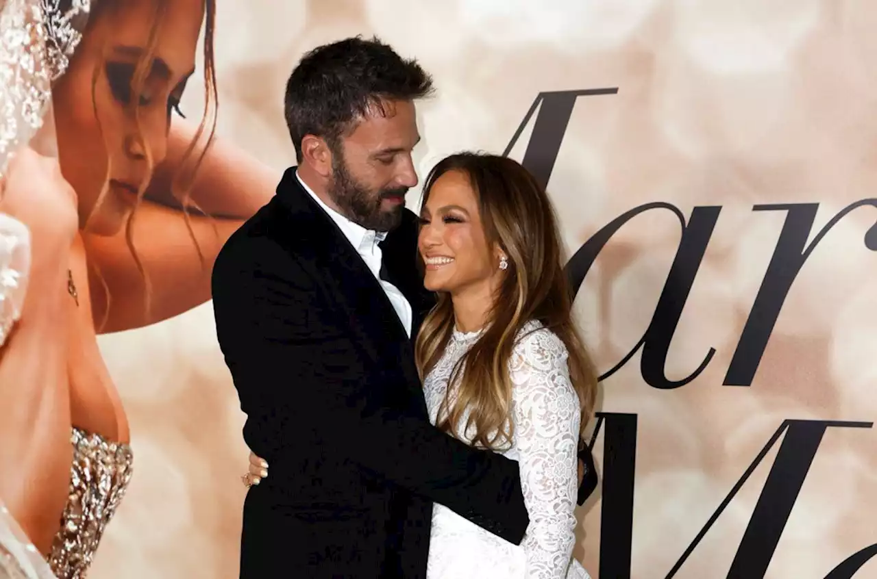 Jennifer Lopez & Ben Affleck’s Wedding Vows ‘Were Beautiful,’ Minister Says