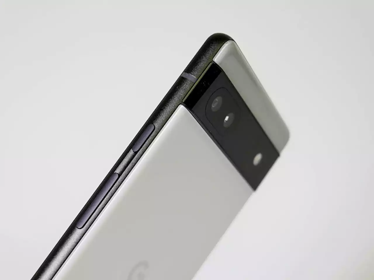 消しゴム、翻訳、文字起こし--5万3900円の高コスパスマホ「Google Pixel 6a」レビュー