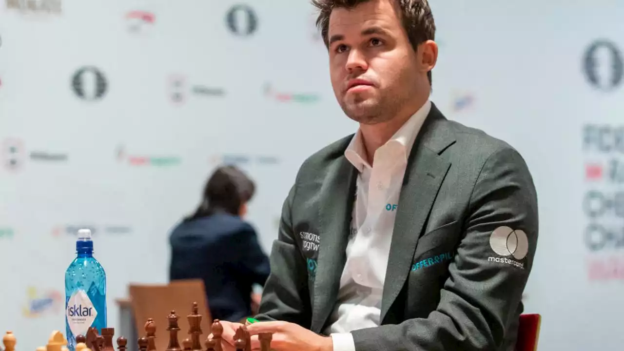 Chess world champion Magnus Carlsen says he will surrender title