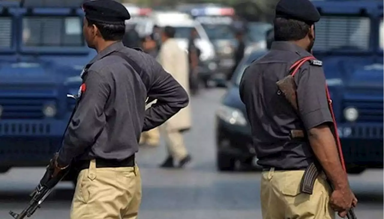 سندھ بھر کے پولیس کانسٹیبلز کو کراچی ٹریفک پولیس میں شمولیت کی پیشکش