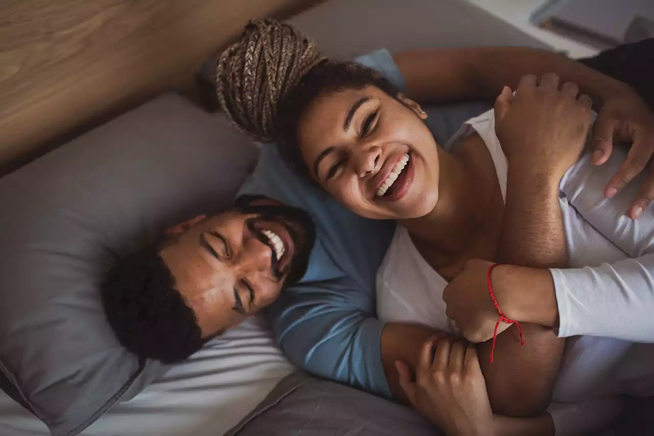 8 Things Happy Couples (Almost) Never Do