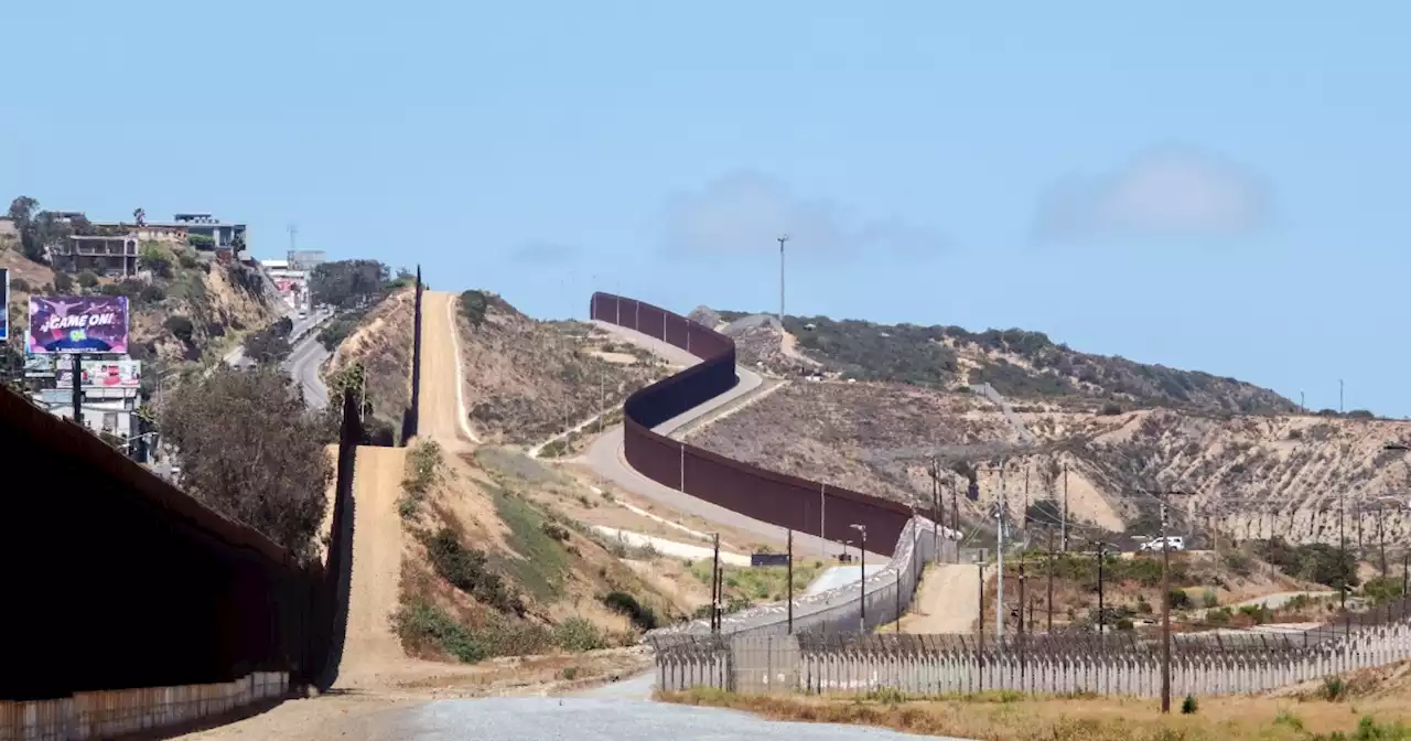 Trump border wall causing 80% of migrant injuries, Mexican authorities say