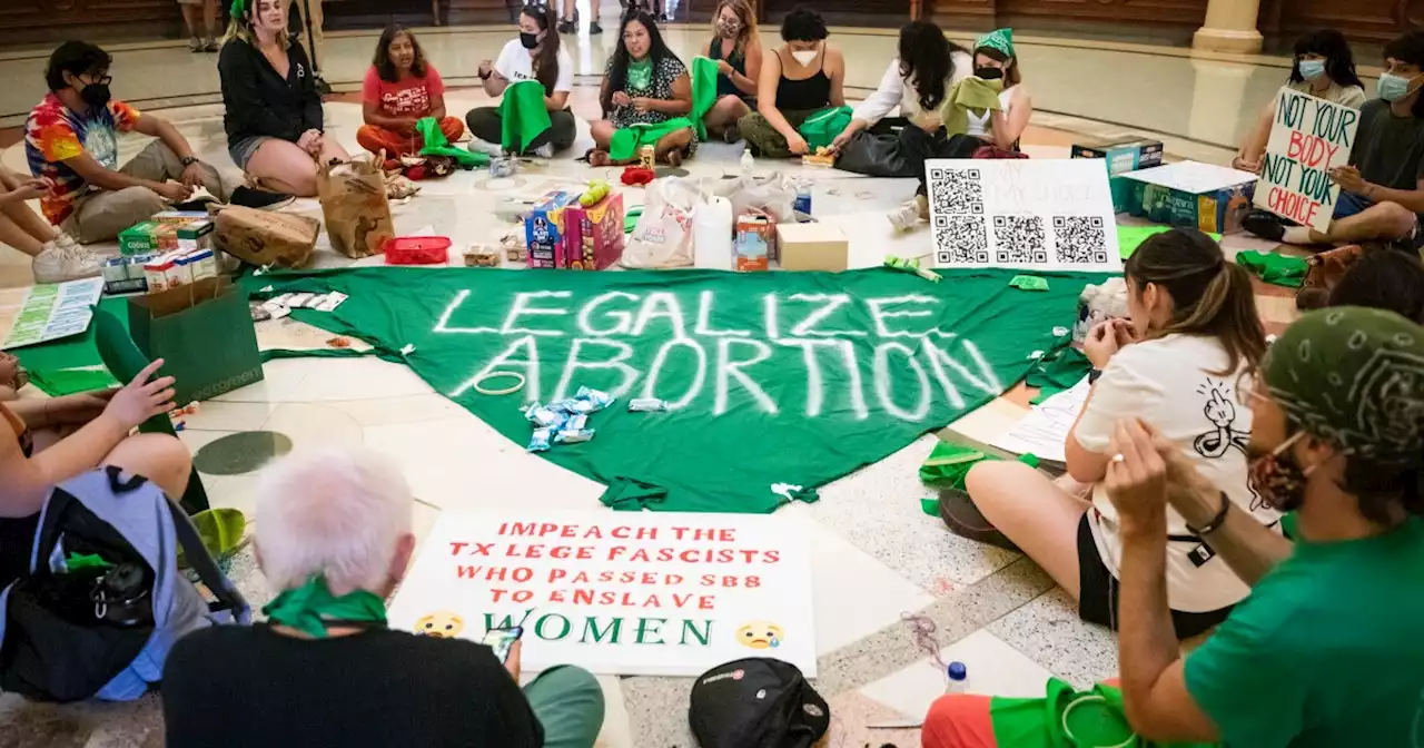 Austin City Council votes to decriminalize abortion