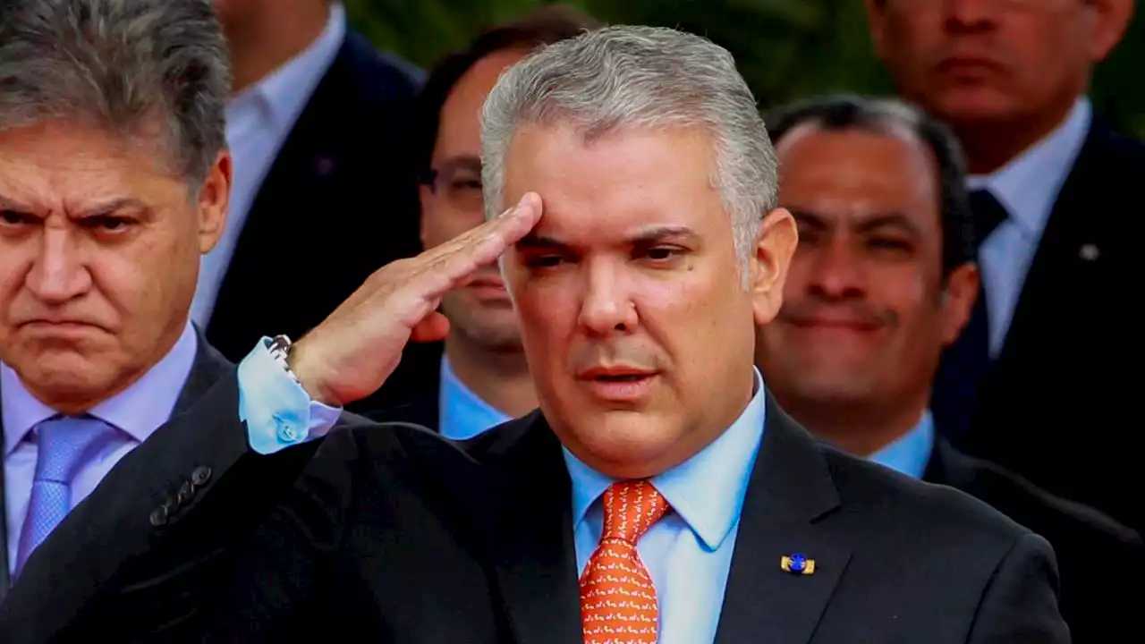Duque preside por última vez el desfile militar de la independencia de Colombia | Minuto30.com