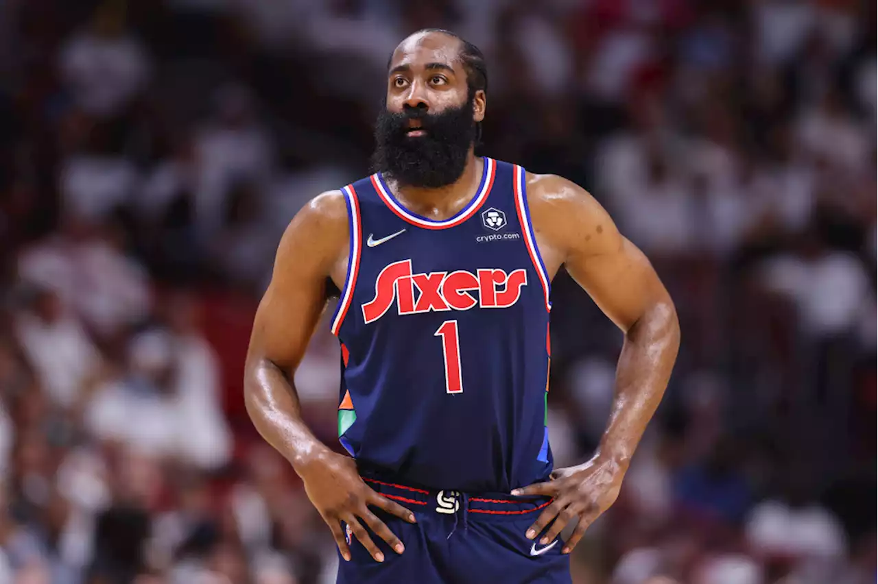 James Harden takes sizable pay cut with two-year, $68.6 million 76ers contract