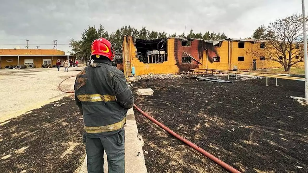 Video: explotó un camión en una fábrica envasadora de gas en Córdoba y dejó cinco heridos