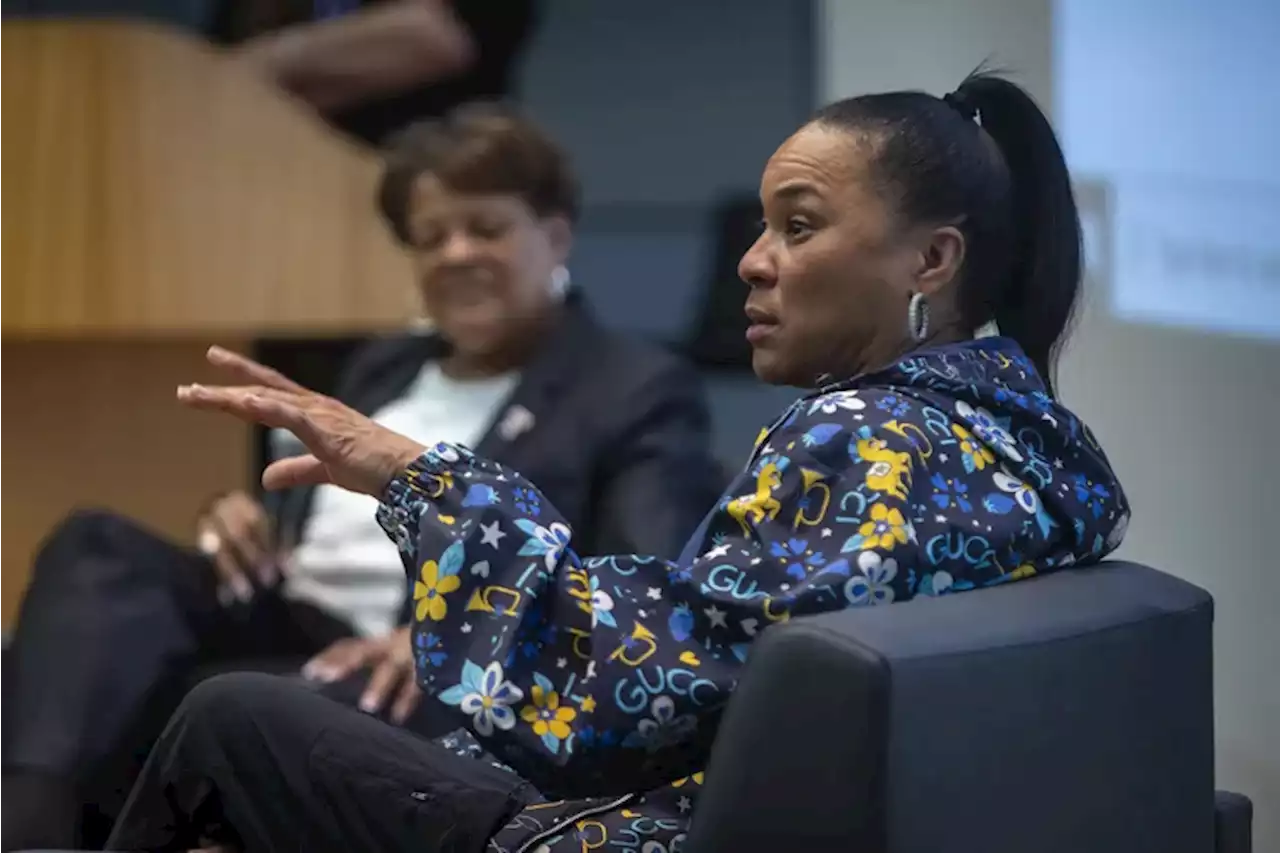 Dawn Staley will be a TV analyst for the WNBA Commissioner’s Cup final; calls out ESPN over Aliyah Boston snub