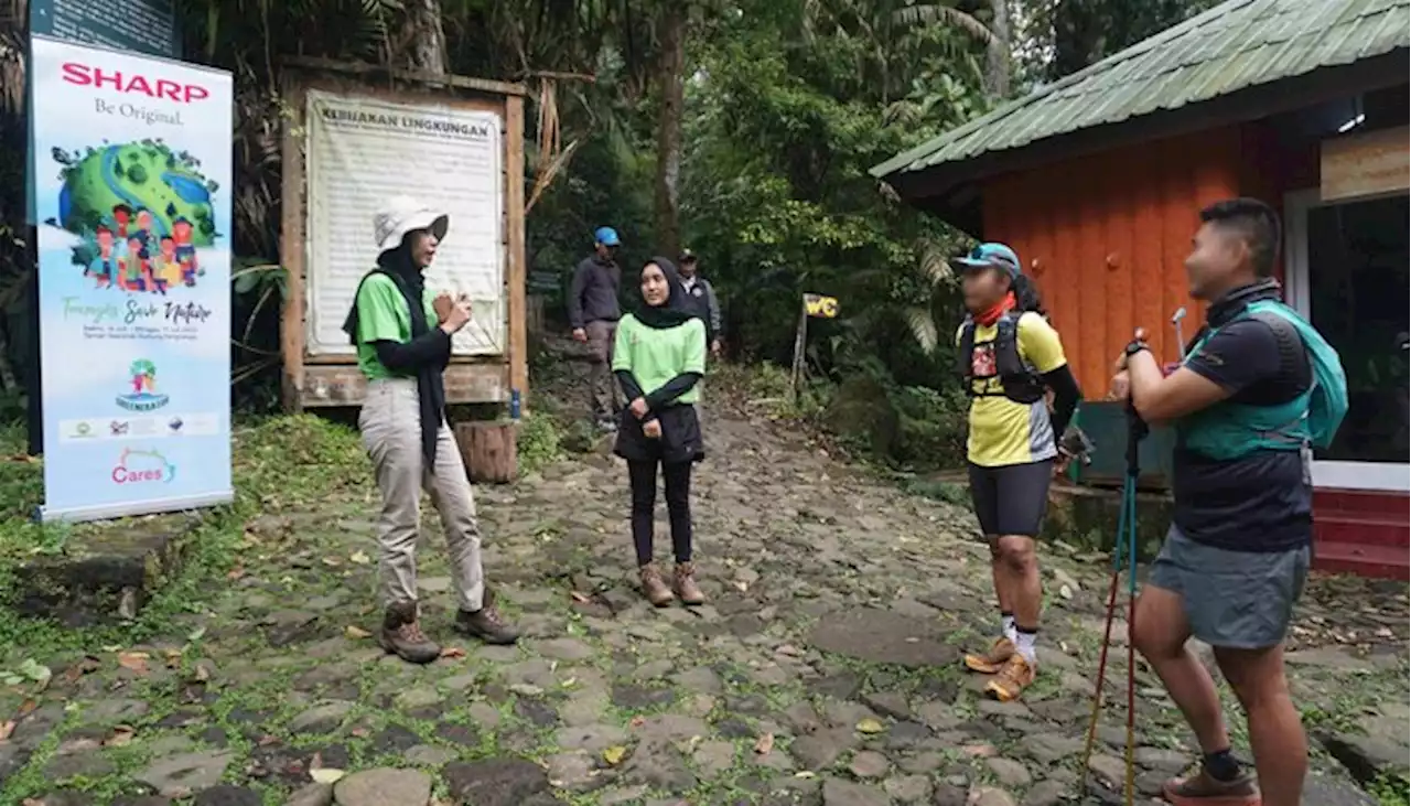 Aksi Nyata Sharp Greenerator Gaungkan Eco-Tourism di Gunung Gede