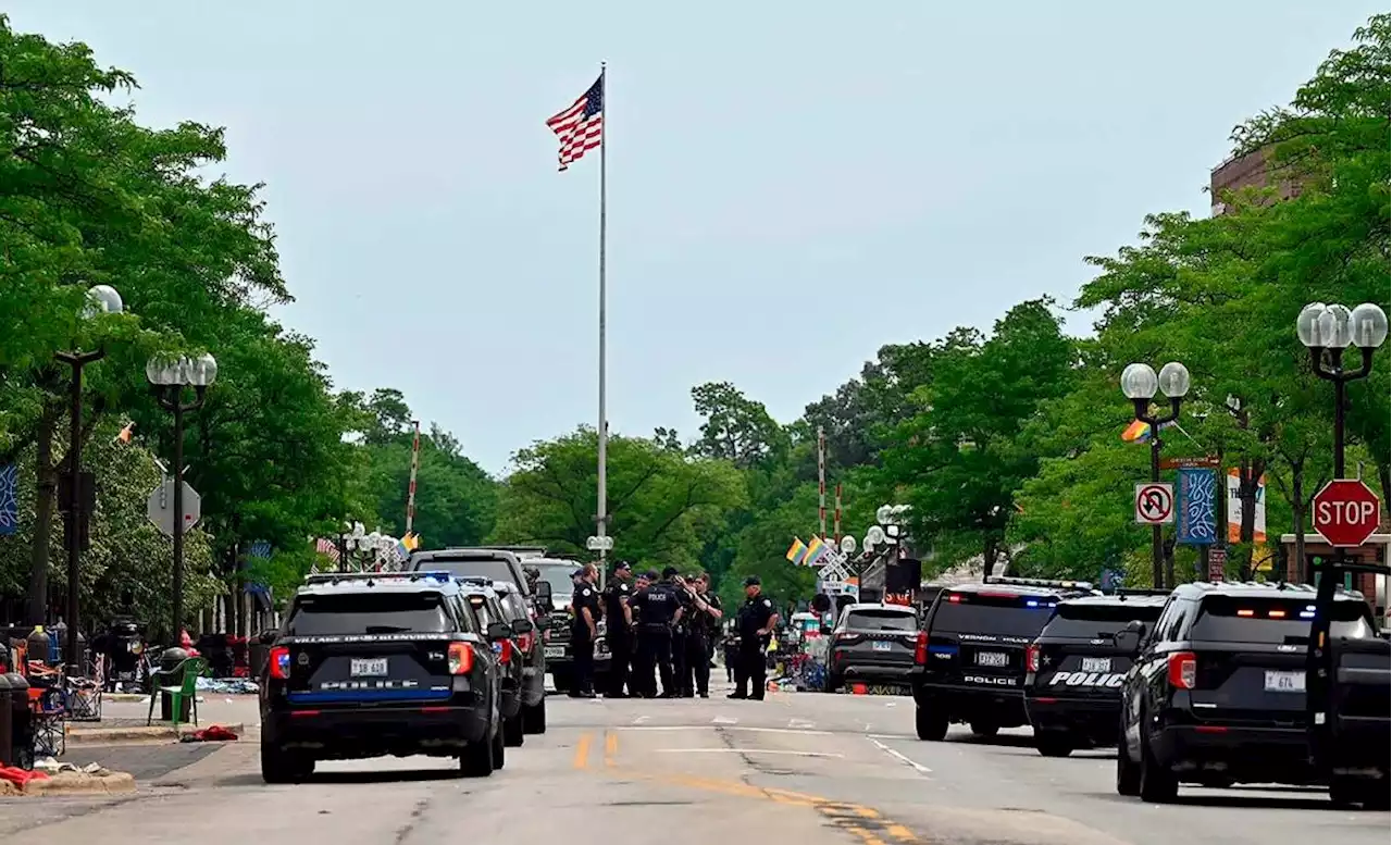 Fact check: Video shows crowd panicking after firecrackers, not a mass shooting in Pennsylvania