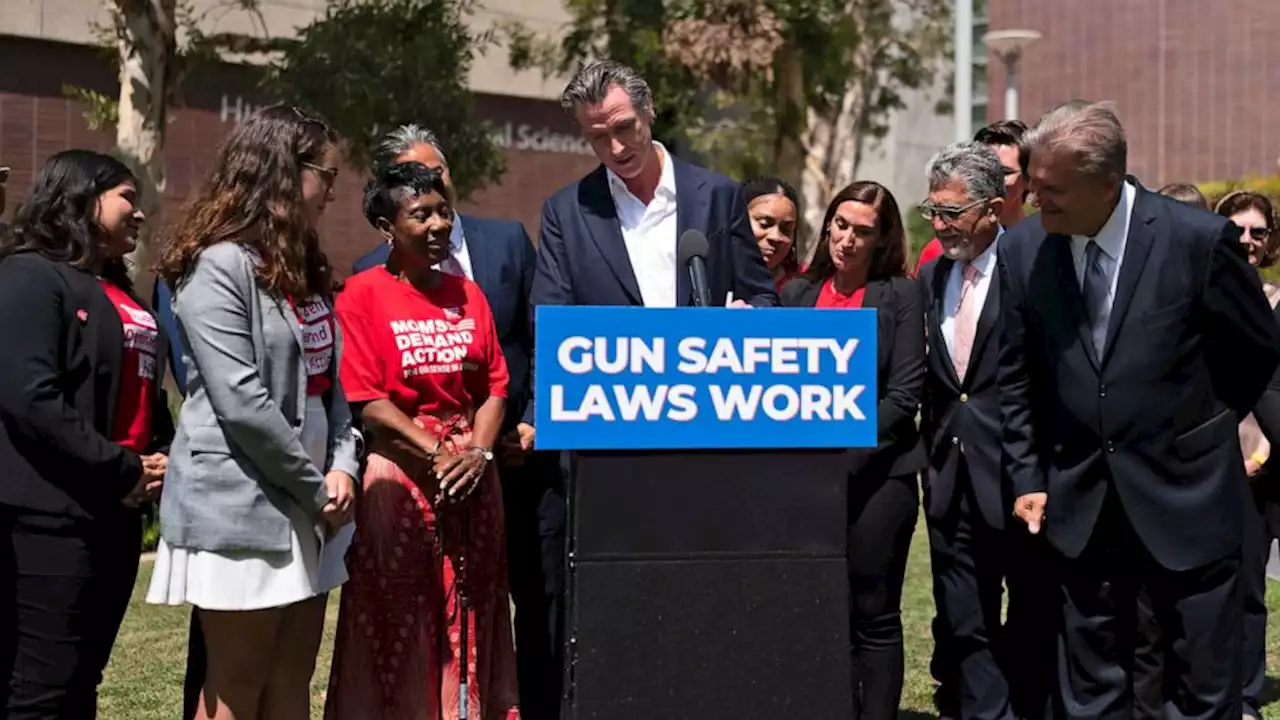 California governor signs gun bill modeled after Texas abortion law