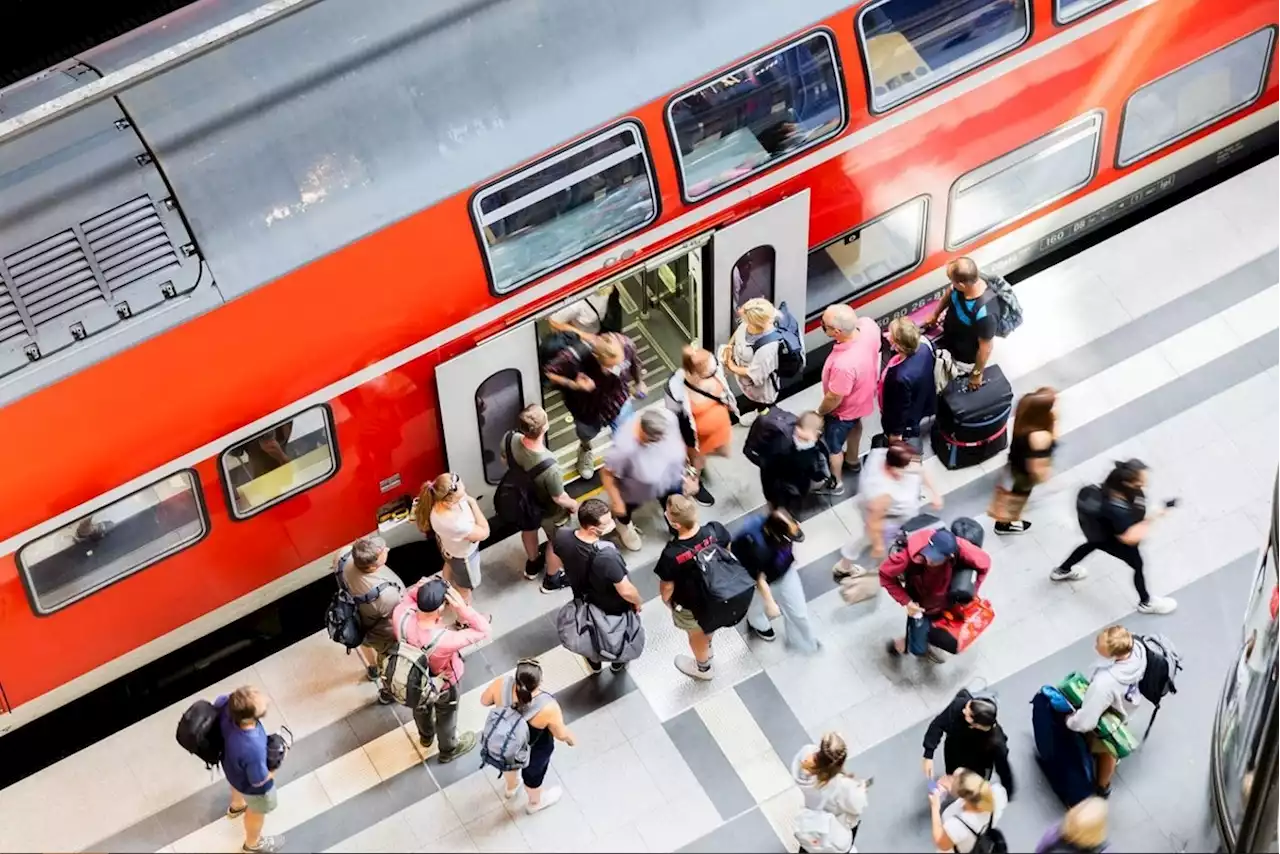 Verkehrsbetriebe: 9-Euro-Tickets bis Oktober verlängern