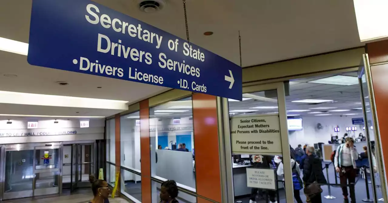 Deadline for expiring Illinois driver’s licenses extended to Dec. 1