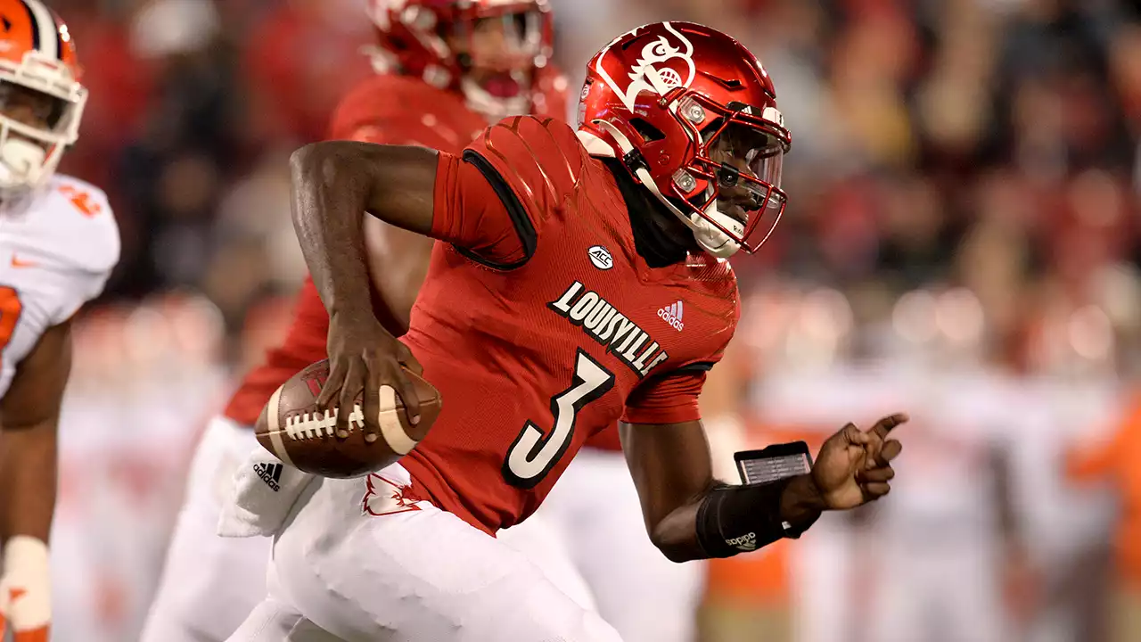 Louisville's Malik Cunningham 'little bit' tired of Lamar Jackson comparisons, sees QB as 'role model'