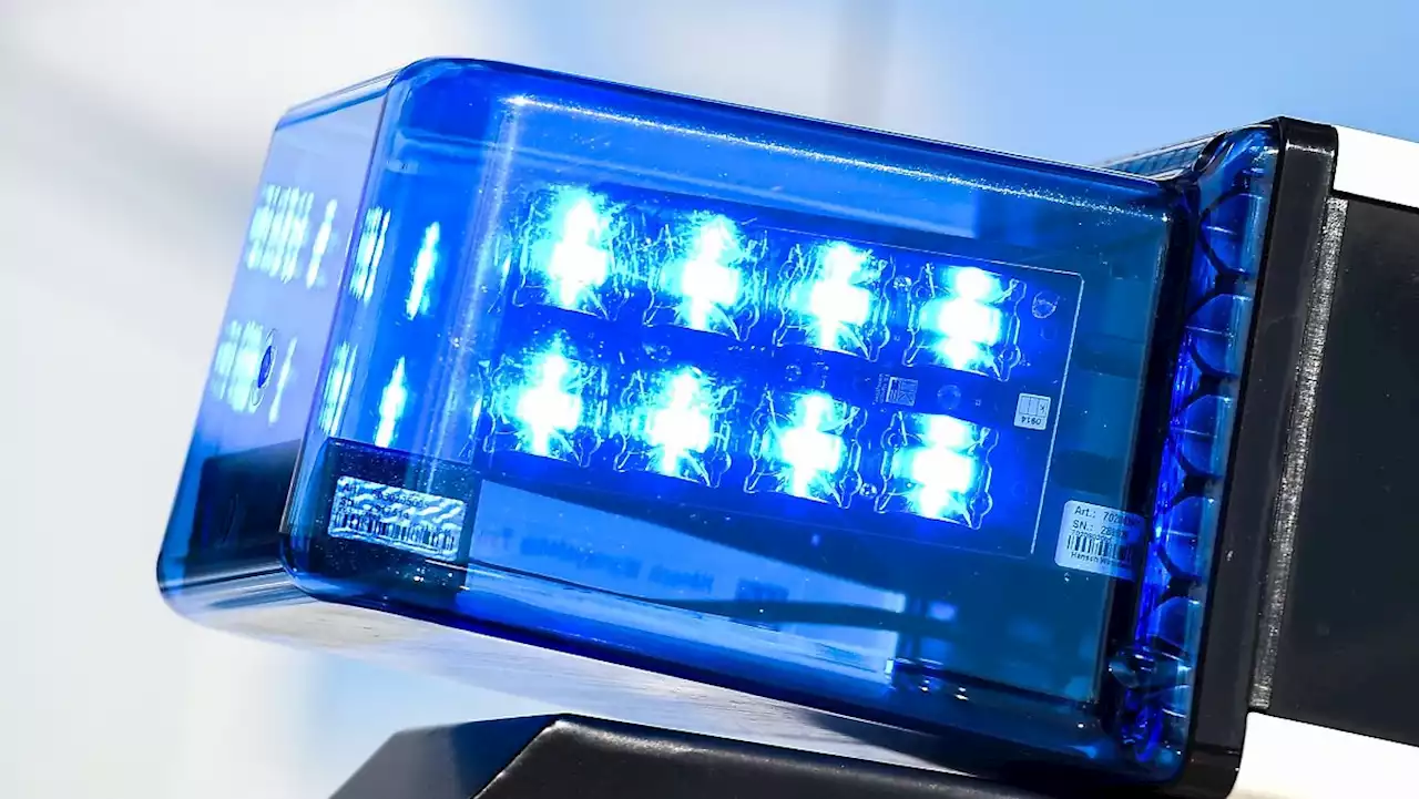 Polizei: Mann nimmt Jungen in Hamburg mit