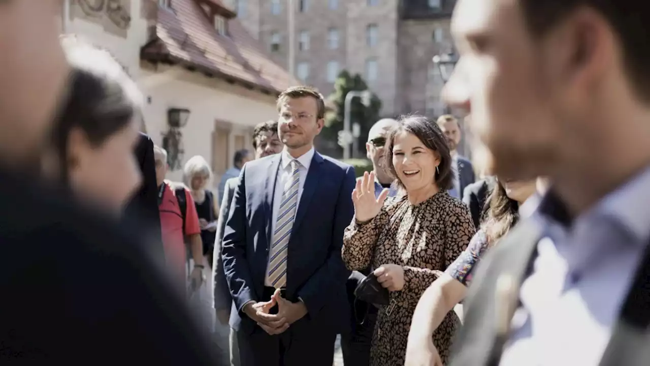 Außenministerin Baerbock reist durch Deutschland