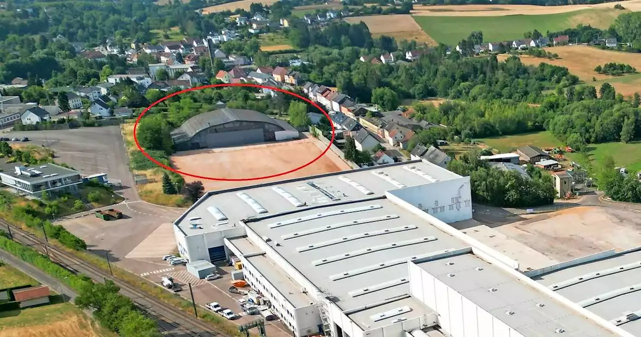 15 Meter hoch, 60 Meter lang, 40 Meter breit: Zukunft von historischem Hangar auf SVolt-Gelände in Heusweiler unklar