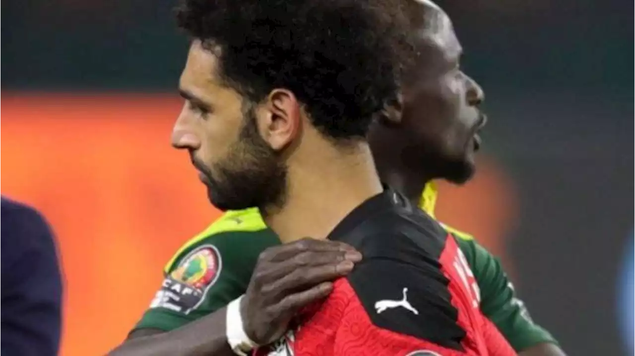 Tolak Bersaing dengan Salah, Mane: Kami Masih Saling Mengirim Pesan