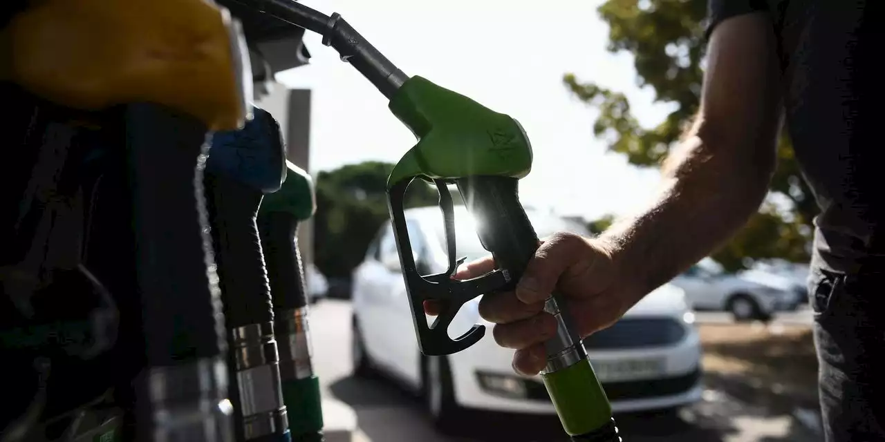 Drivers Get Steep Discount at Gas Stations Across France