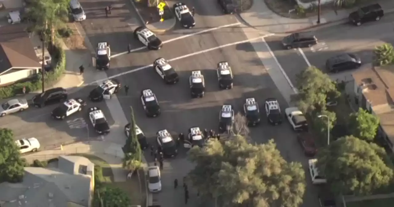 Police shoot a man in East LA