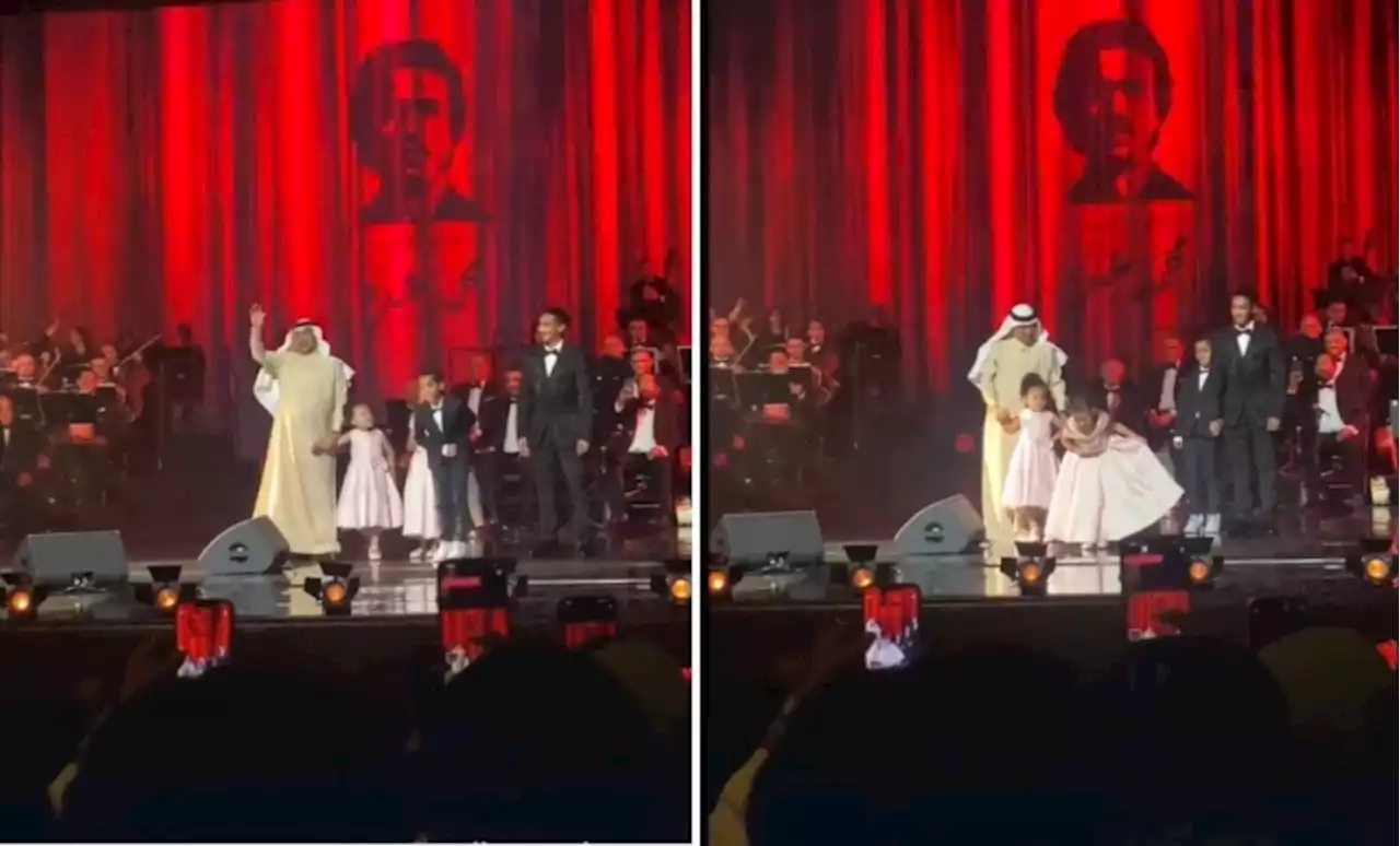 شاهد لحظة وقوف محمد عبده على مسرح دار الأوبرا بباريس