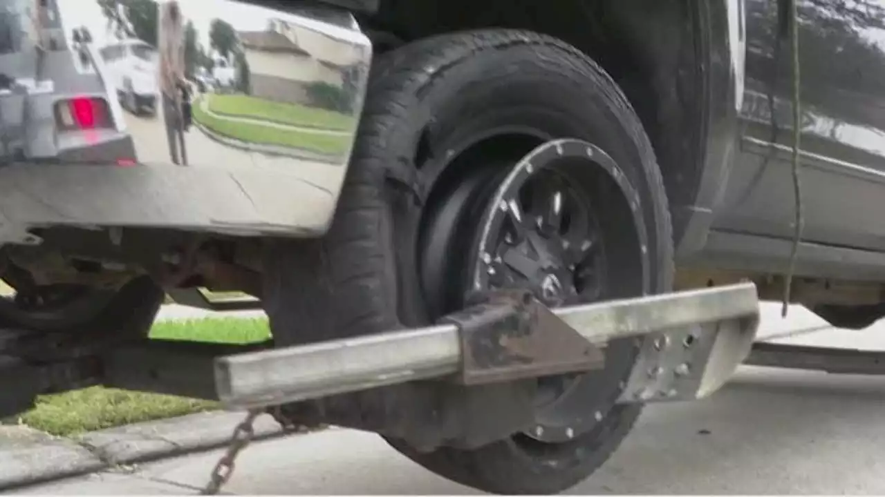 Tow truck drivers upset about Harris County contract