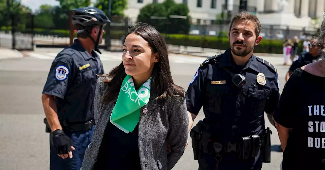 Opinion | Democrats participating in civil disobedience is a good thing