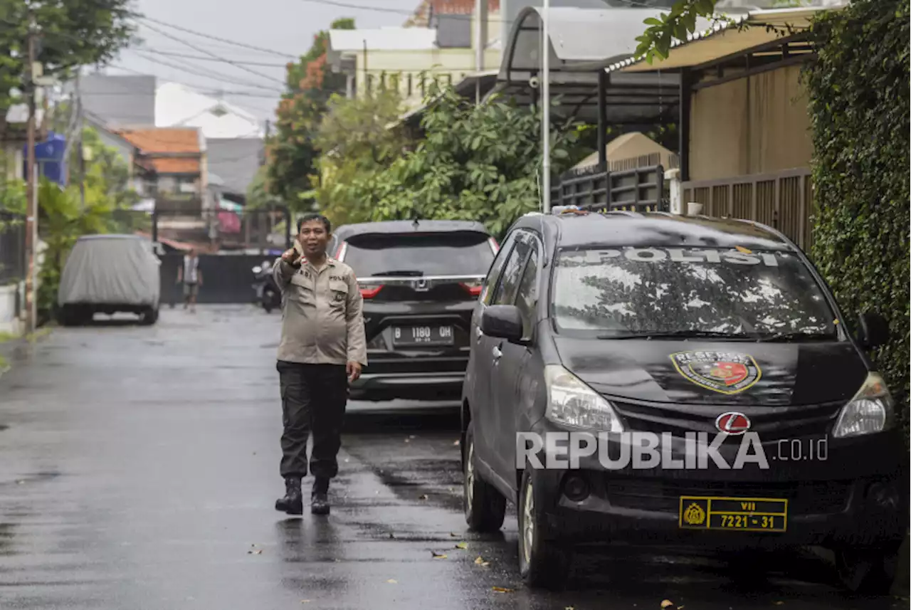 Polisi Gelar Pra Rekonstruksi Dua Kasus di Kediaman Ferdy Sambo |Republika Online