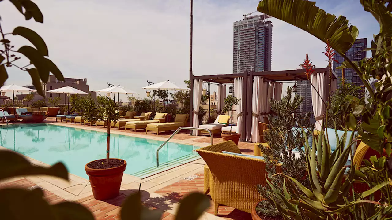 LA’s Newest Rooftop Bar Offers Sweeping Views of the City