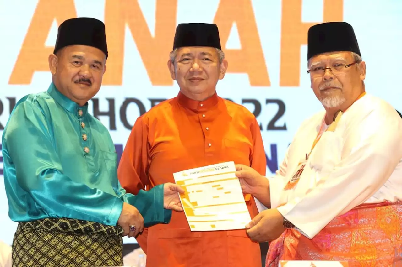 Che Zakaria quits Bersatu to join Amanah