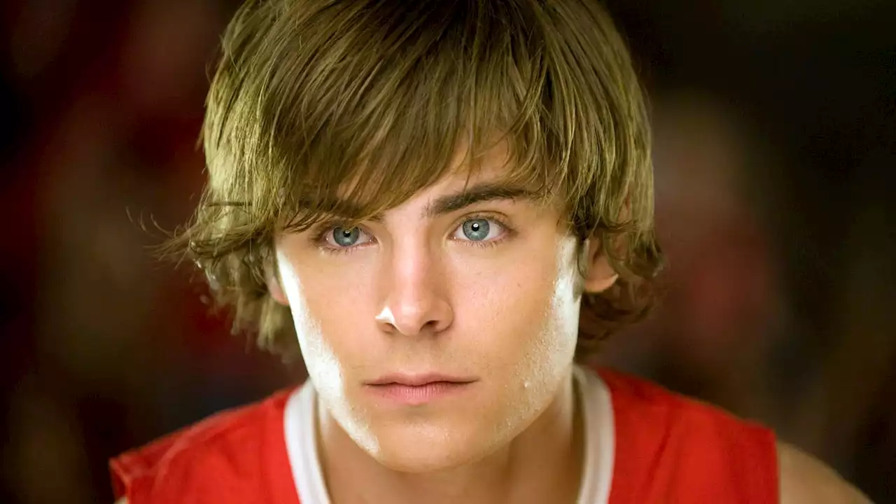 Zac Efron Returned to the “HSM” School