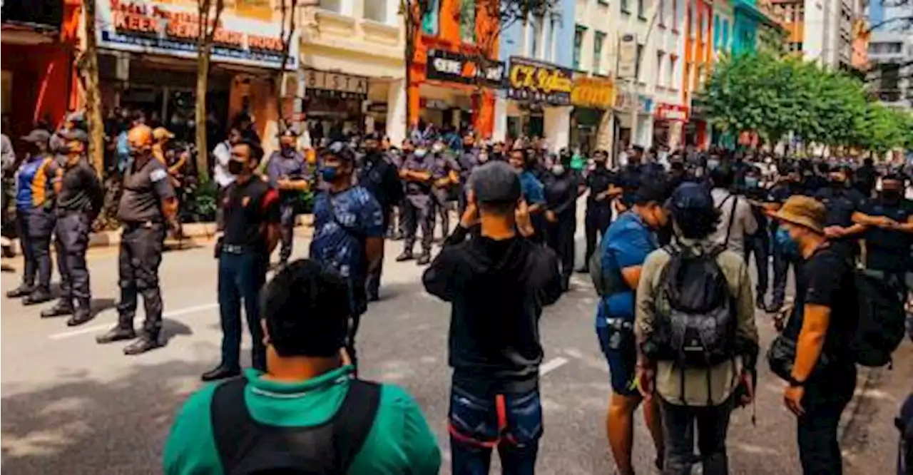 Police to summon ‘Turun Malaysia’ protesters