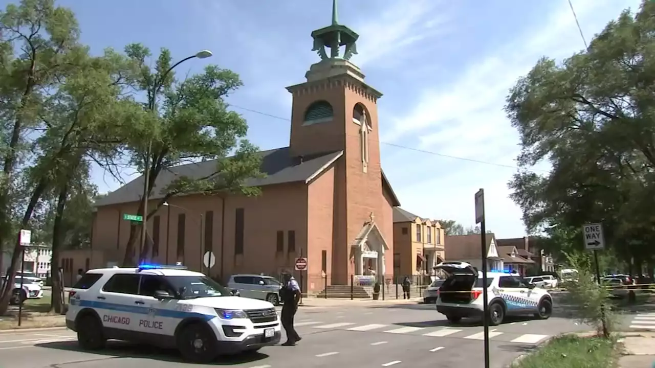 3 shot in drive-by shooting while attending funeral on Far South Side, Chicago police say