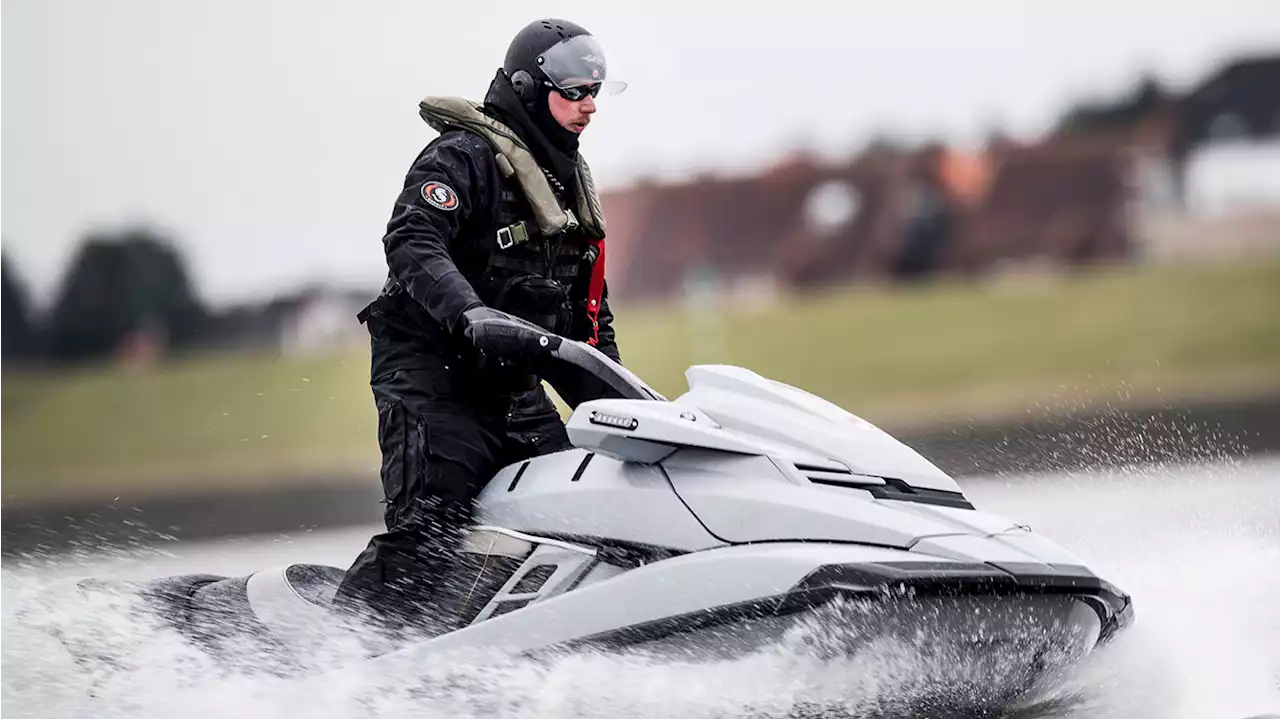 Mit 90 km/h! Berlins Wasserschützer bekommen Jetskis