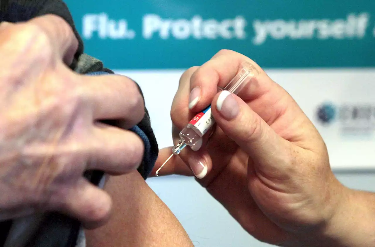 LloydsPharmacy opens pre-booking for its flu vaccination service