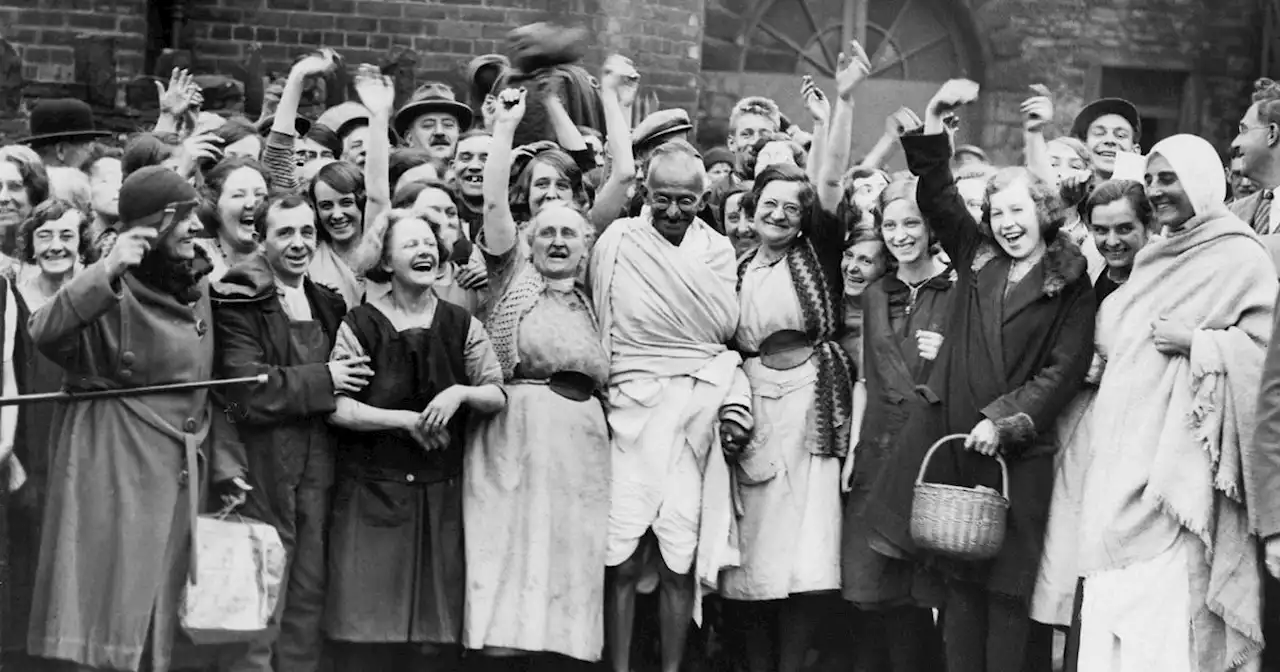 Fascinating photos of Lancashire's lost cotton mills and workers