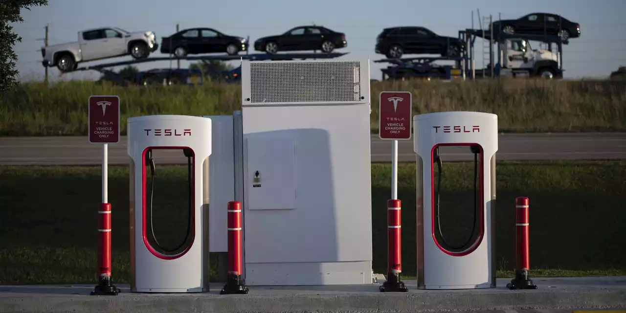 Tesla Looks to Open Its EV-Charging Network