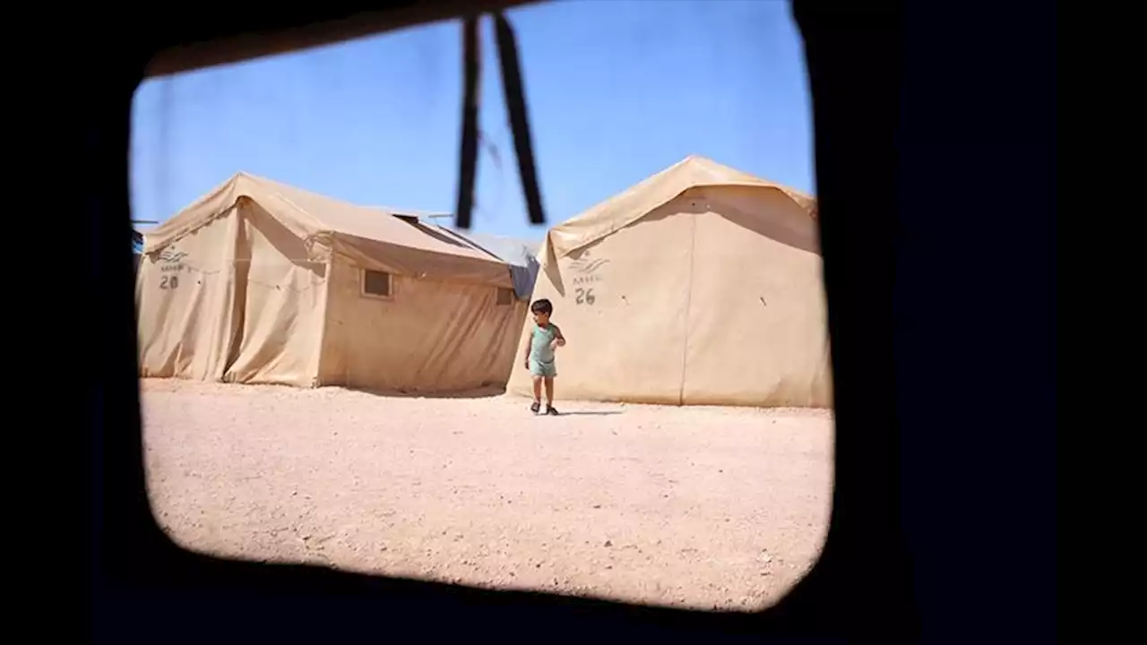 آوارگان سوری زیر دمای 40 درجه برای زندگی مبارزه می‌کنند
