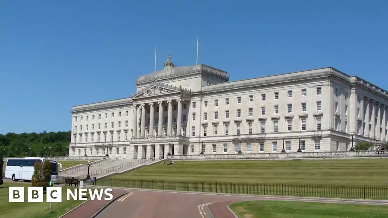 NI politics: SDLP to form official opposition at Stormont