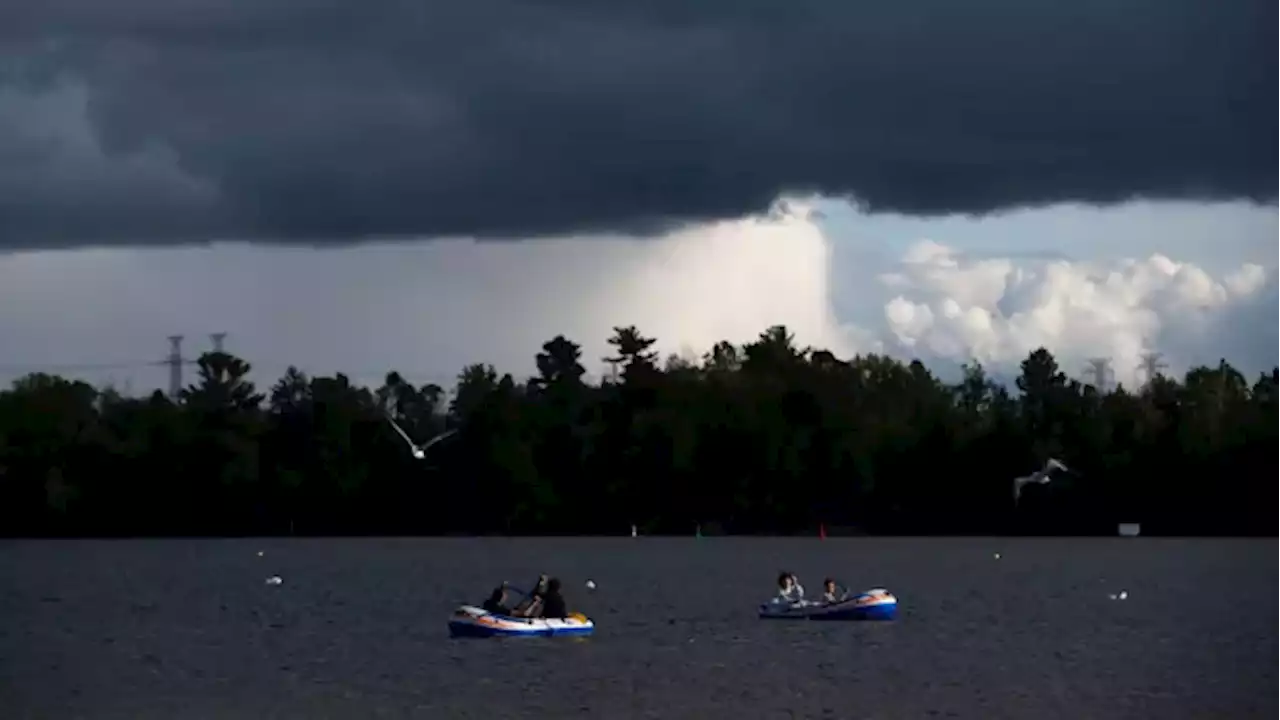 Tornado warning issued for eastern Ontario | CBC News