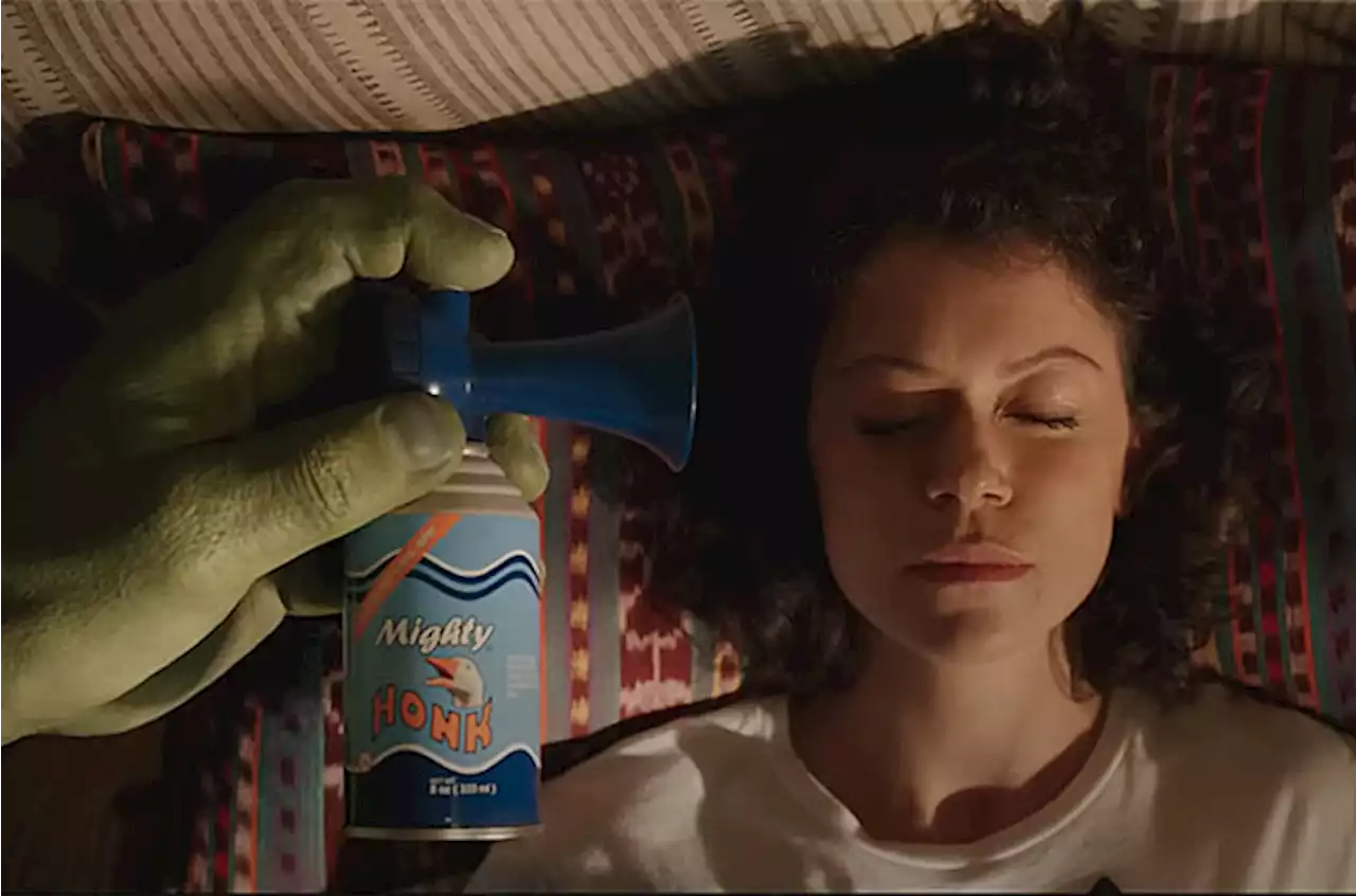 Mark Ruffalo trains Tatiana Maslany how to be a superhero in new She-Hulk trailer | Channel