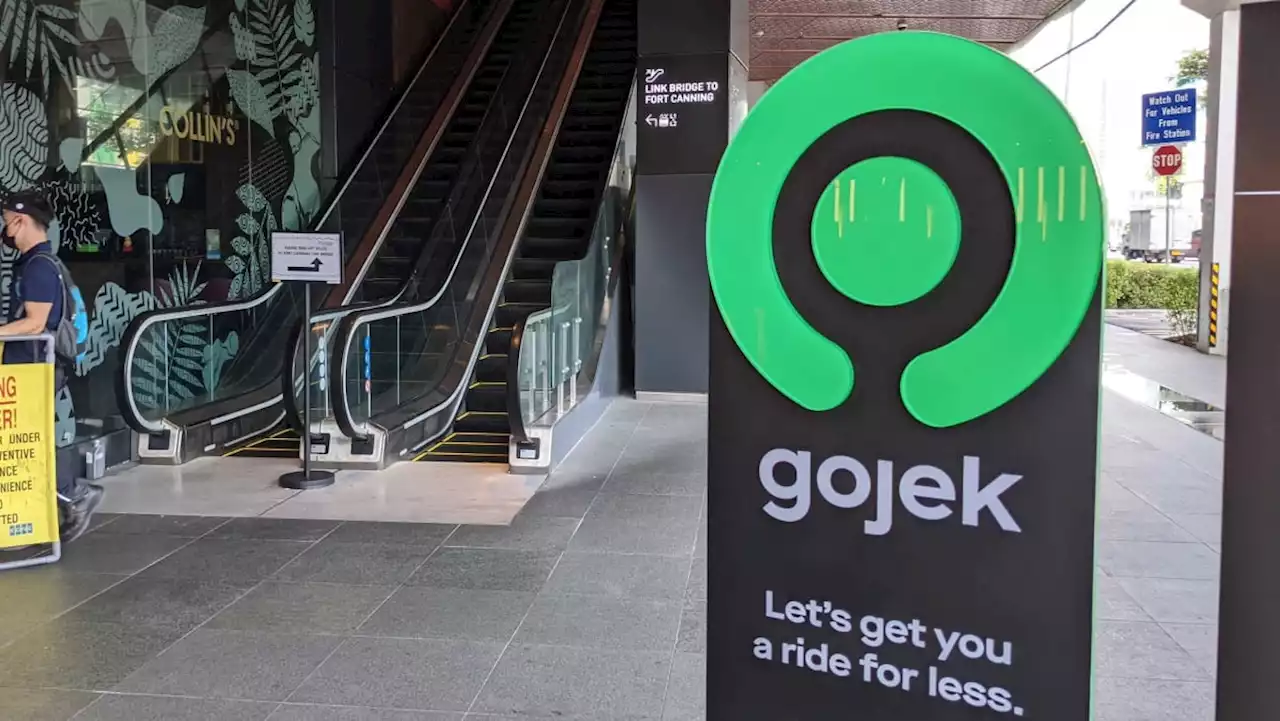 Ride-hailing firm Gojek extends temporary driver fees to end-2022