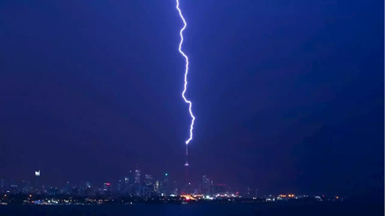 Thousands without power after Ontario thunderstorms