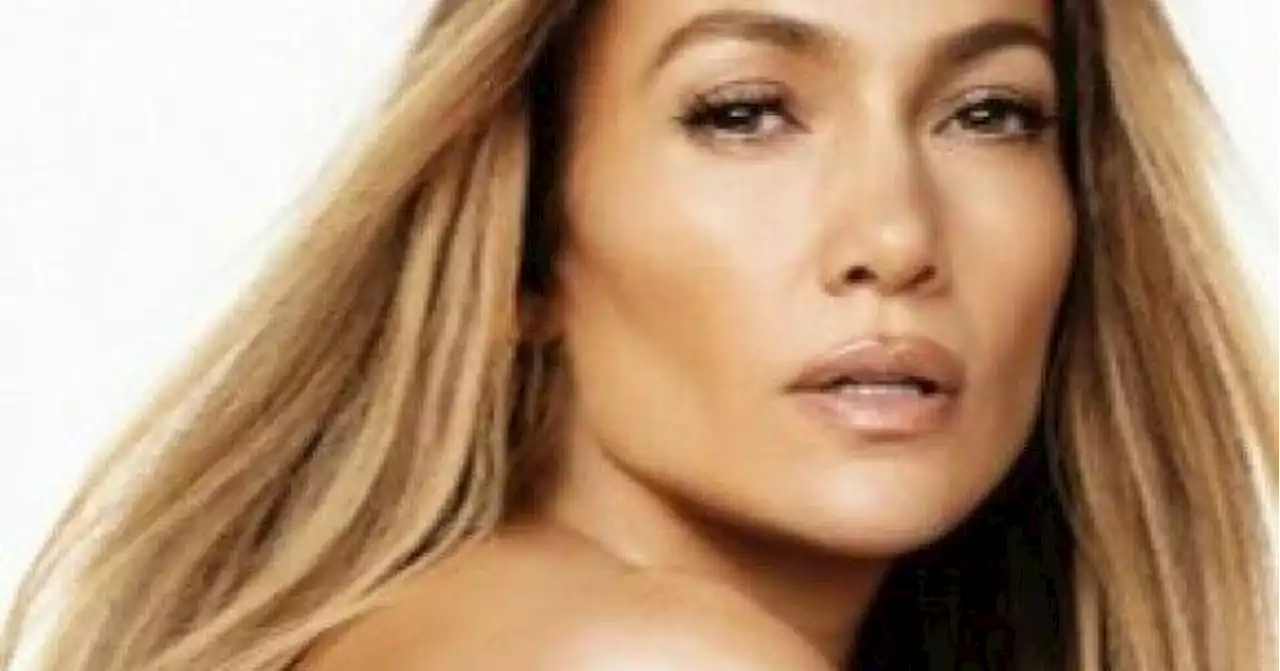 J.Lo poses nude, Ricky Martin's nephew drops incest charges, and more celeb news