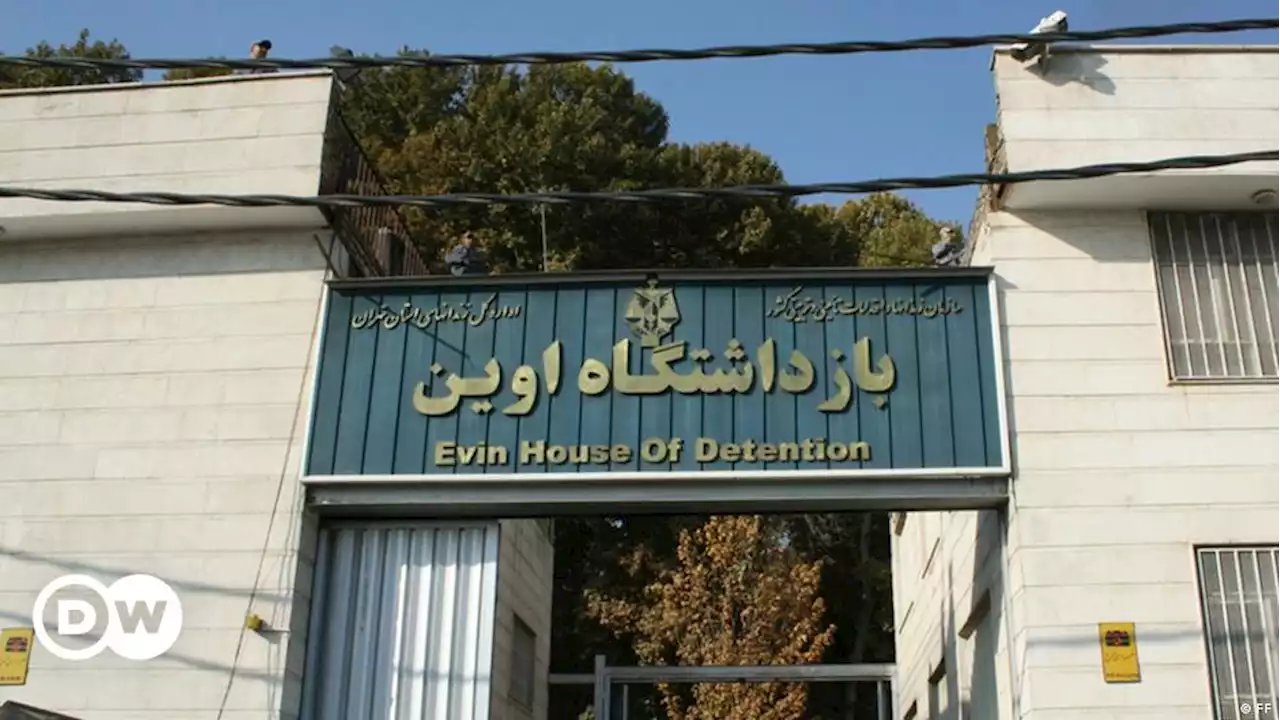 انتقال دسته‌جمعی زندانیان سیاسی زندان تهران بزرگ به اوین – DW – ۱۴۰۱/۵/۳