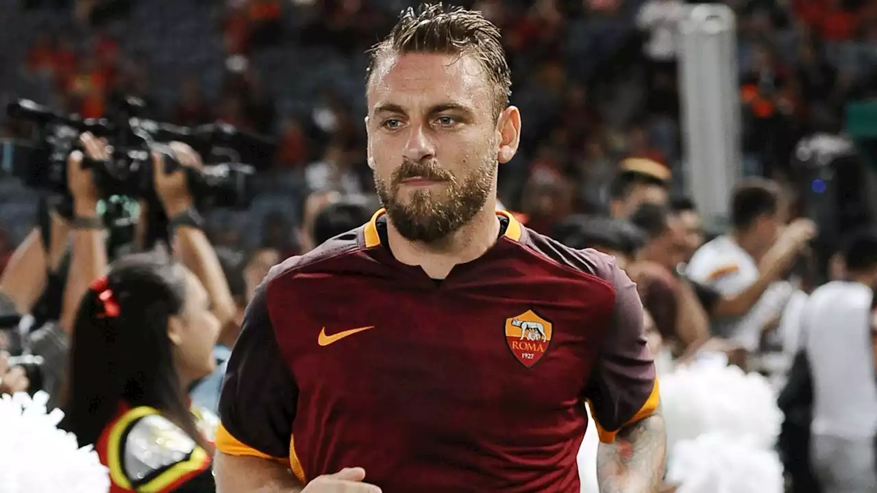 Daniele De Rossi Minta AS Roma Kirim 20 Jersey Paulo Dybala | Goal.com