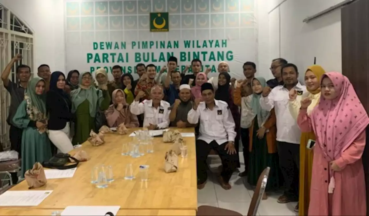 Ketua PAC Partai Bulan Bintang se-Kota Medan Terima SK Pengangkatan