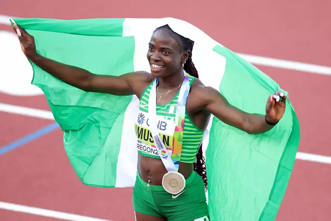 Mundial de atletismo: la nigeriana Tobi Amusan batió el récord mundial de los 100 metros vallas