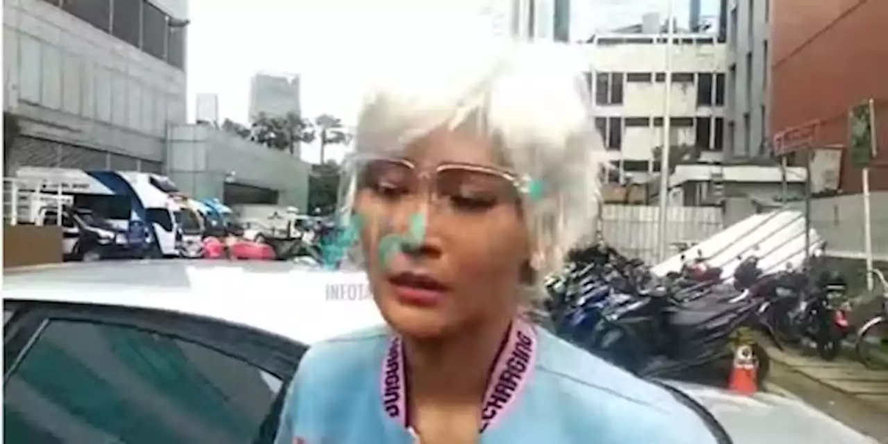 Inul Unggah Video Bocah Ngamen di Bus dengan Lirik yang Lucu 'Anak Bagus, Kreatif' | merdeka.com