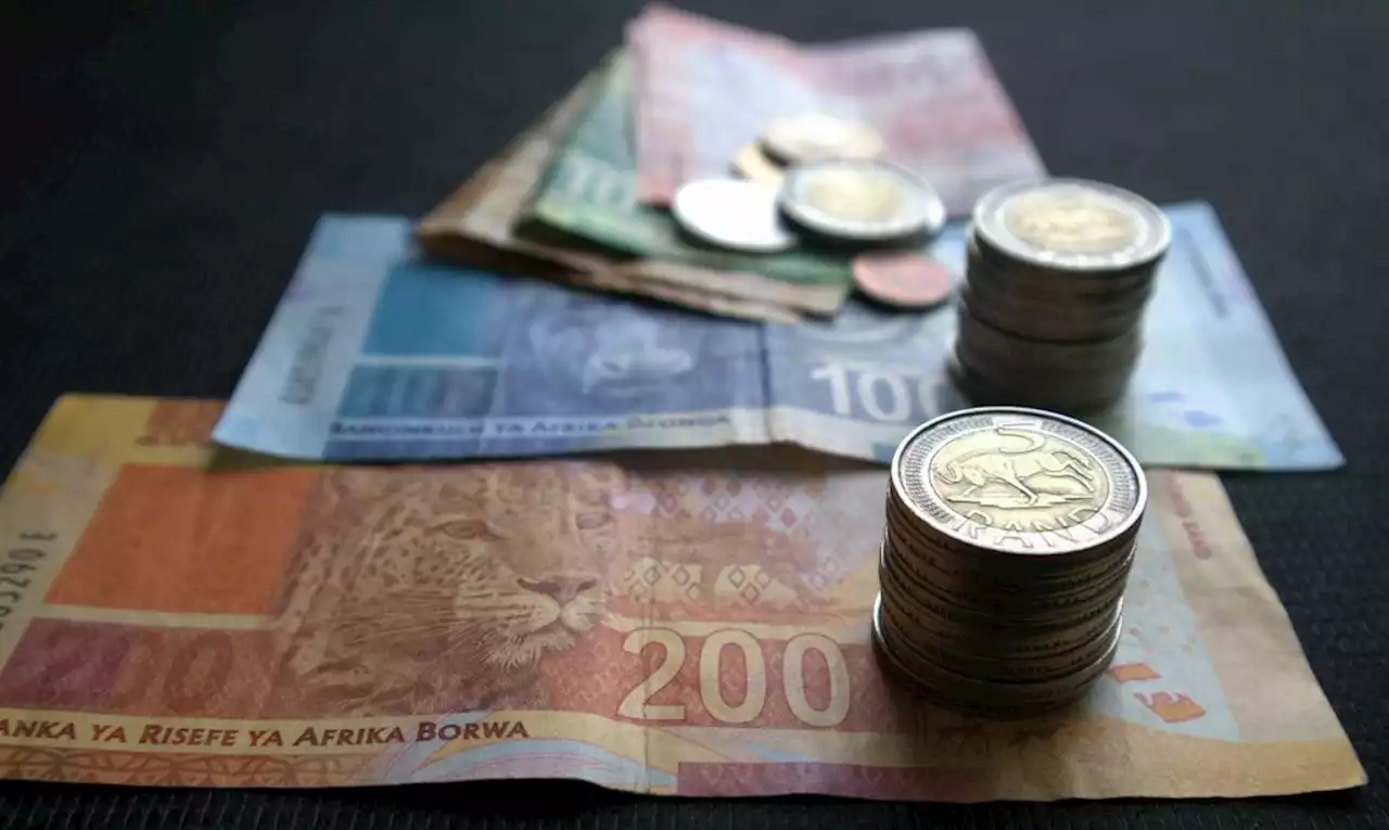 Rand steady in early trade against dollar